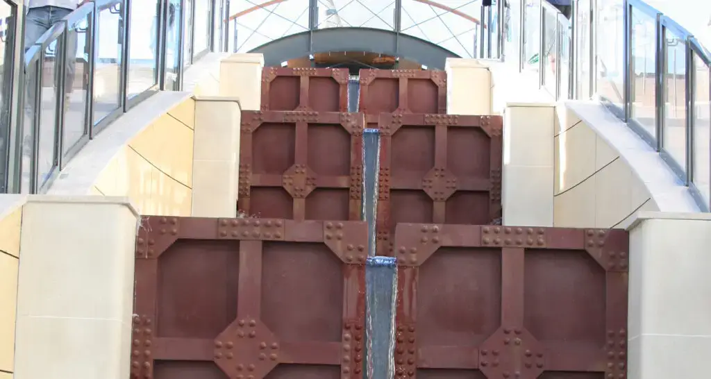 1920x1024-beziers-008