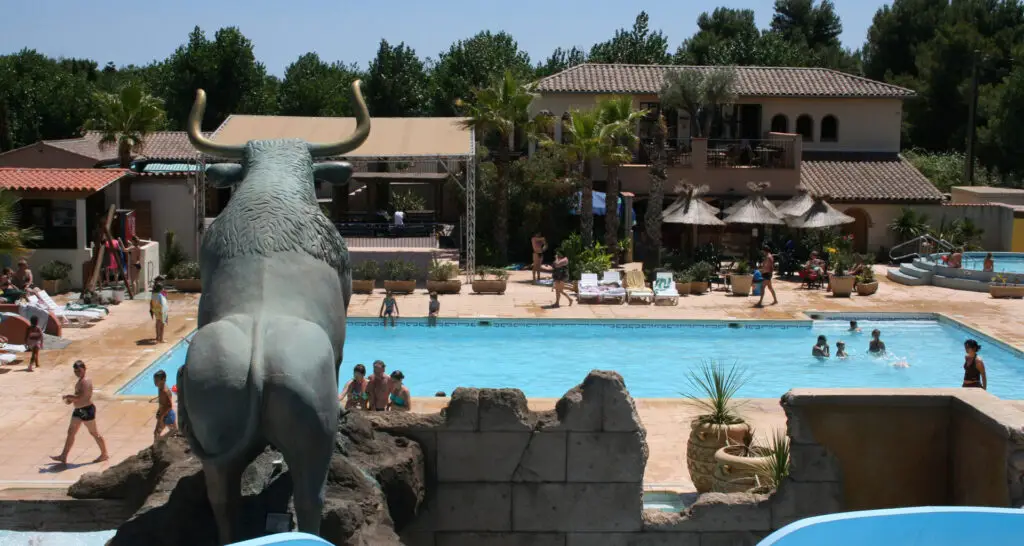 1920x1024-camping-mer-et-soleil-03