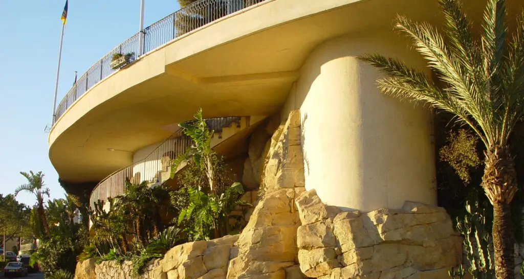 1920x1024-gare-de-saint-jean-cap-ferrat-01