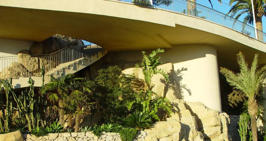 1920x1024-gare-de-saint-jean-cap-ferrat-02