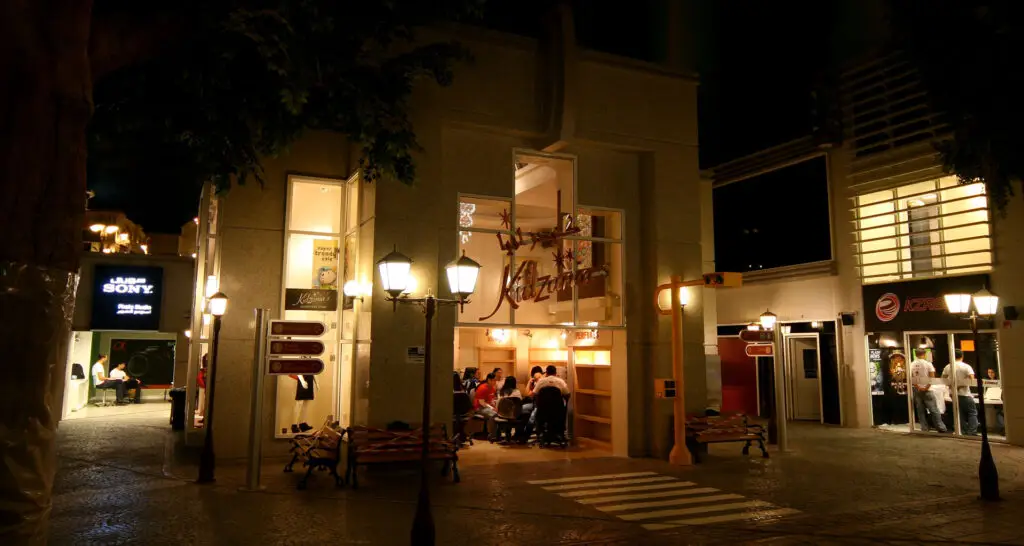 1920x1024-parc-indoor-kidzania-dubai-02-1