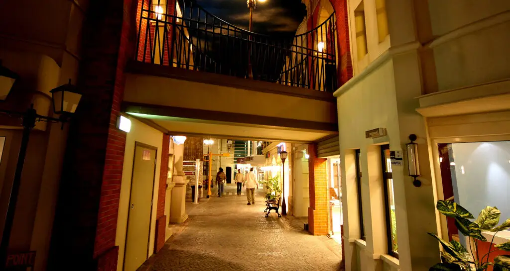 1920x1024-parc-indoor-kidzania-dubai-05