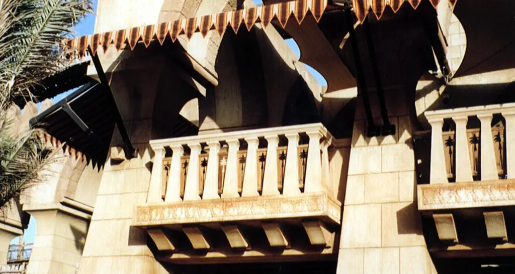 1920x1024-parc-indoor-table-des-pirates-maquette-05